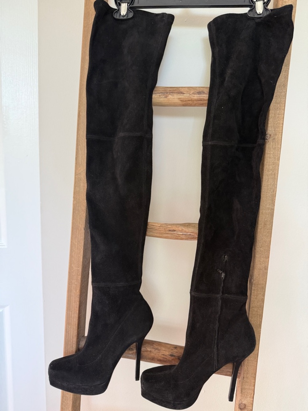 ⭐️Gucci ⭐️Women’s Black Over-the-Knee Suede High-Heel Boots